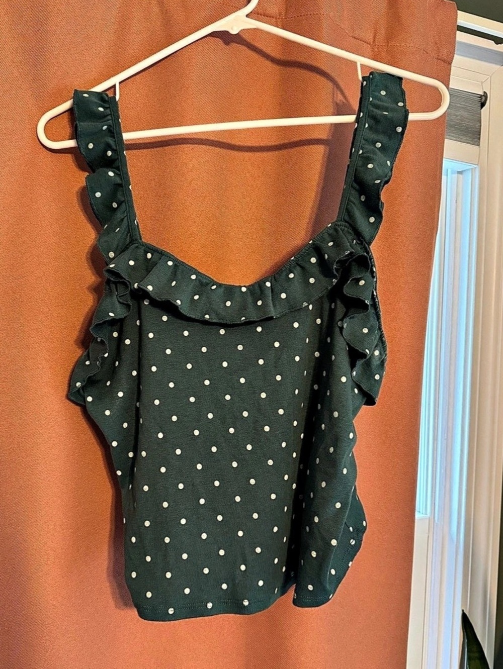 American Eagle Polka Dot Ruffle Tank Size Large Like New